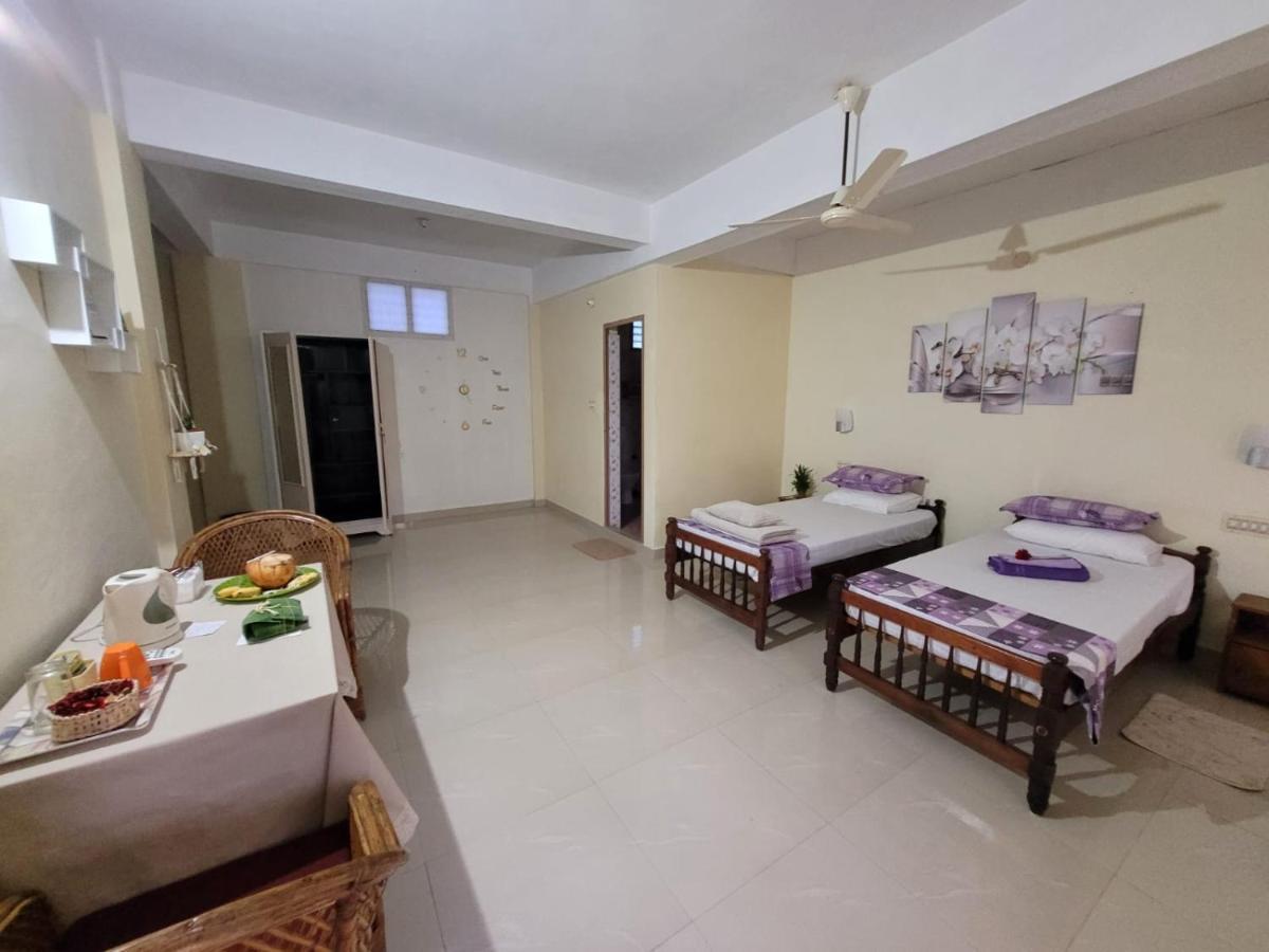 טריואנדרום Sandy Beach Hotel מראה חיצוני תמונה